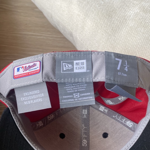 Boston Red Sox Official Spring Training Hat - Picture 7 of 7